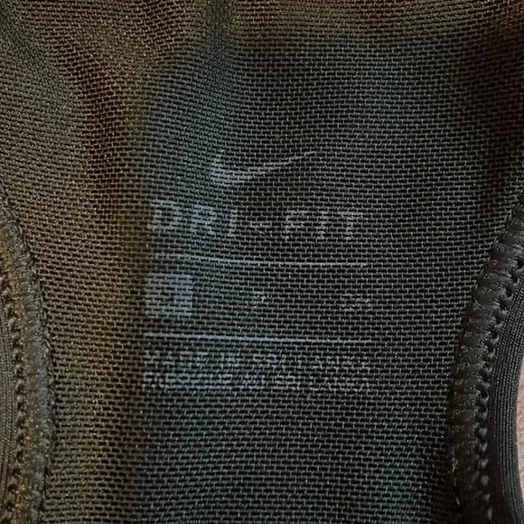 Nike athletic top - Picture 8 of 8